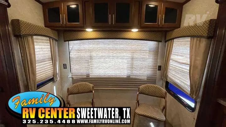 2015 Forest River Wildcat 333MK, Photos photo 6