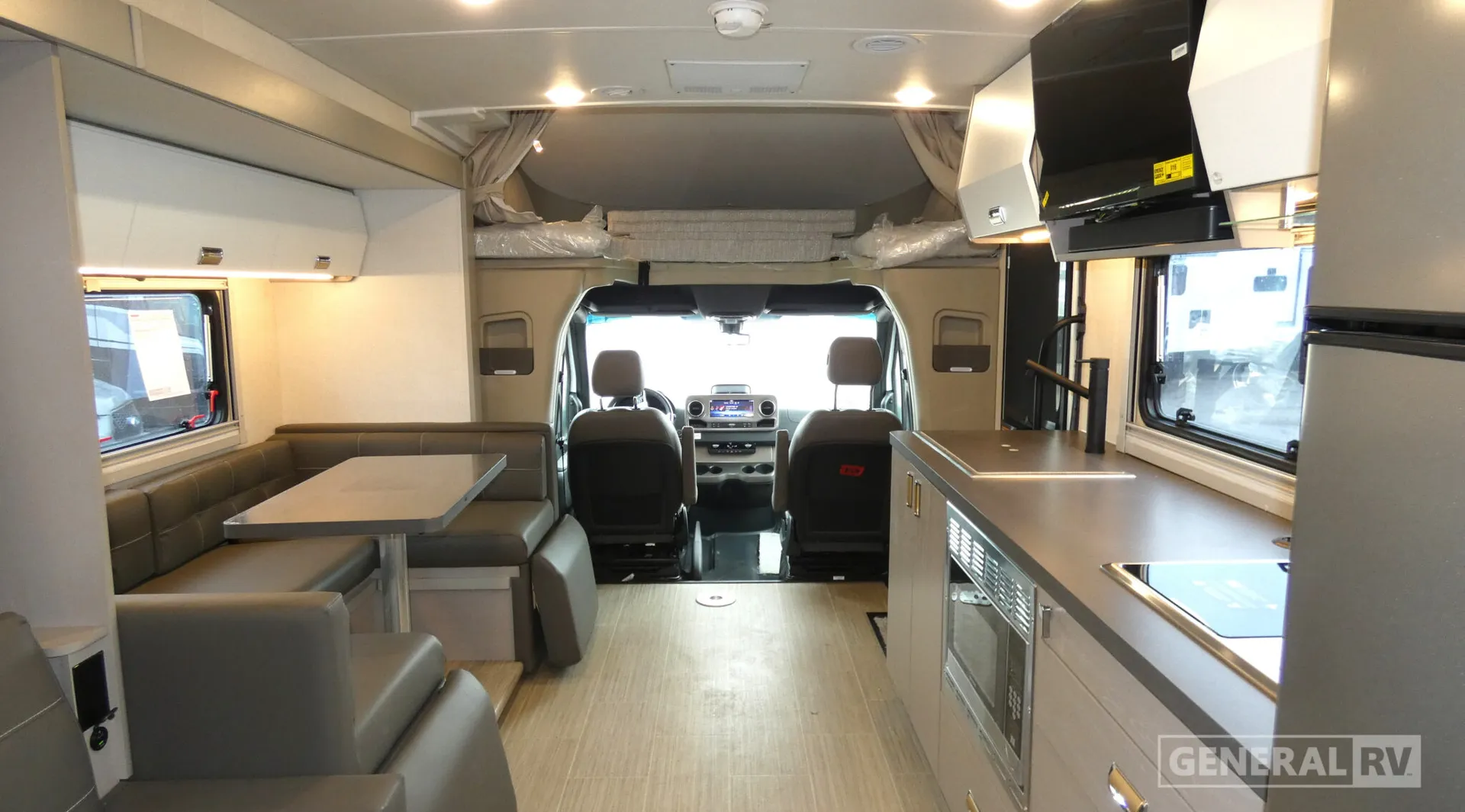 2027 Winnebago View 24D - Photo 3