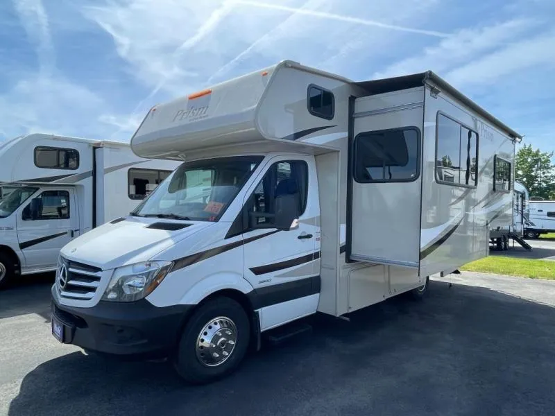 2016 Coachmen RV Prism 2200LE - Photo 3