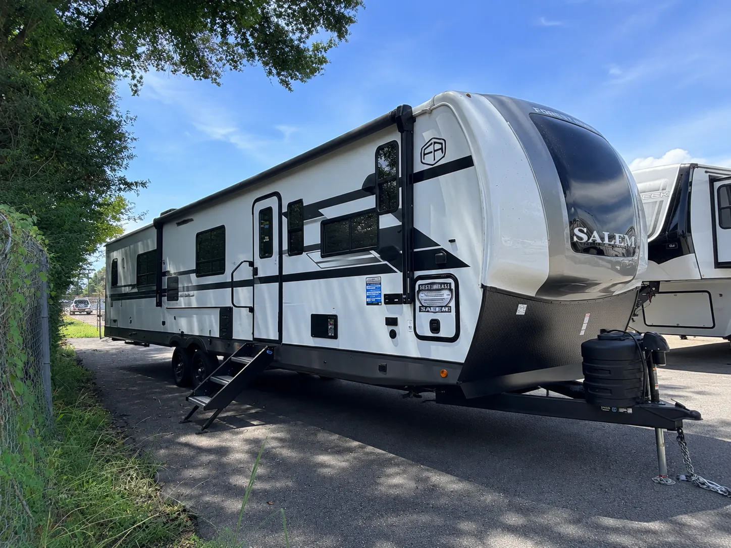 2027 Forest River Salem Hemisphere 261FKRB dealer photo 1 from Rocky Ridge RV