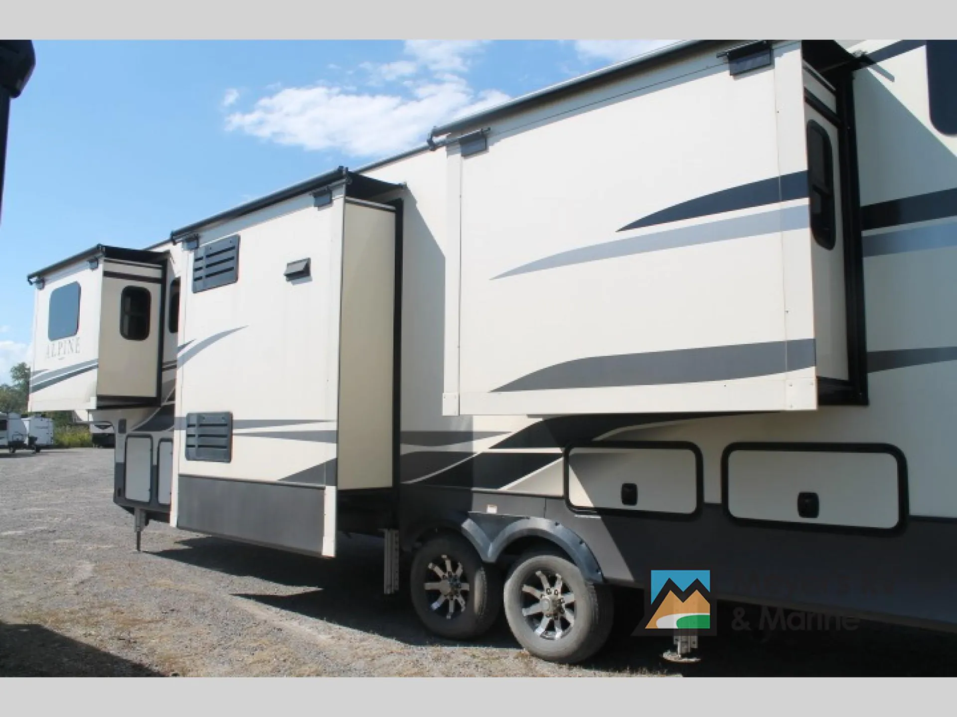 2020 Keystone Alpine 3710KP - Photo 4