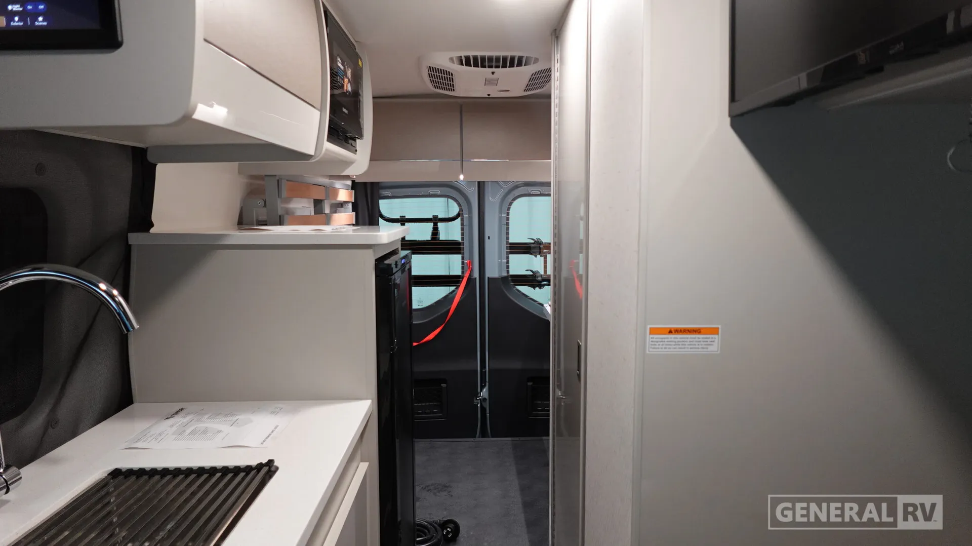 2027 Thor Motor Coach Sanctuary 19M - Photo 3