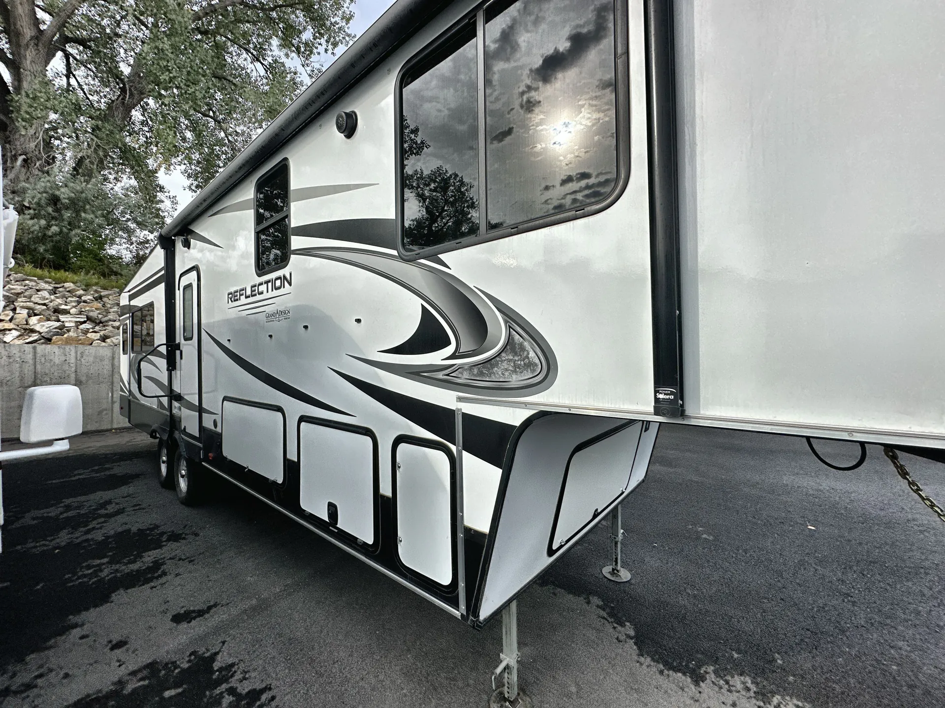 2020 Grand Design Reflection 31MB — campside