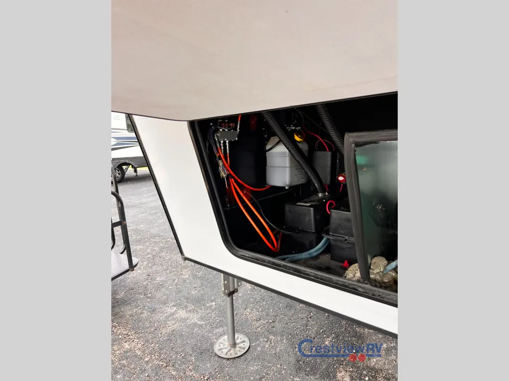 2020 Dutchmen Voltage Triton 3551, Photos photo 42