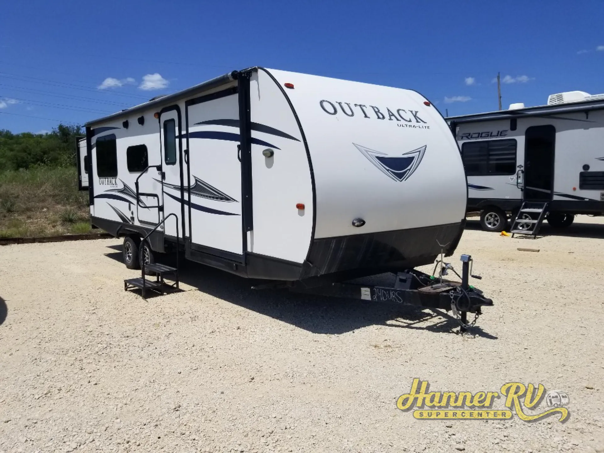 2018 Keystone Outback Ultra-Lite 240URS - Photo 2
