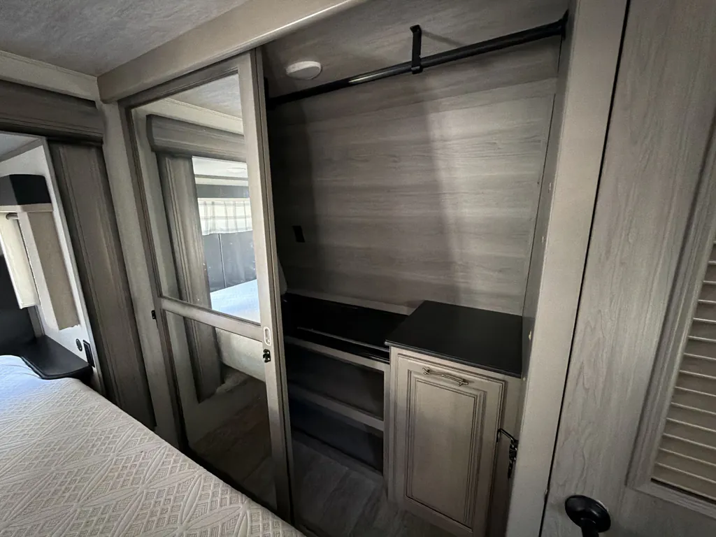 2021 Keystone Montana 3231CK, Photos photo 16