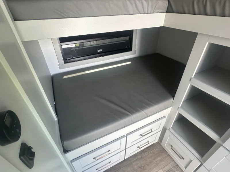 2026 Brinkley Model Z 2810, Photos photo 19