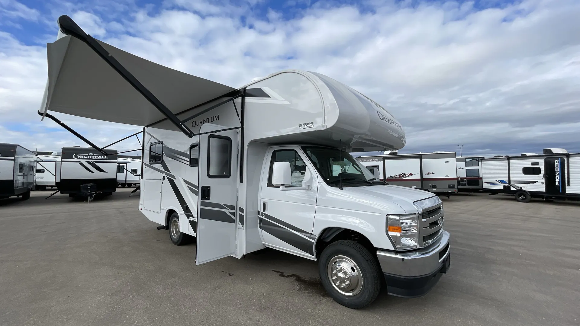 2026 Thor Motor Coach Quantum LC21 - Photo 2
