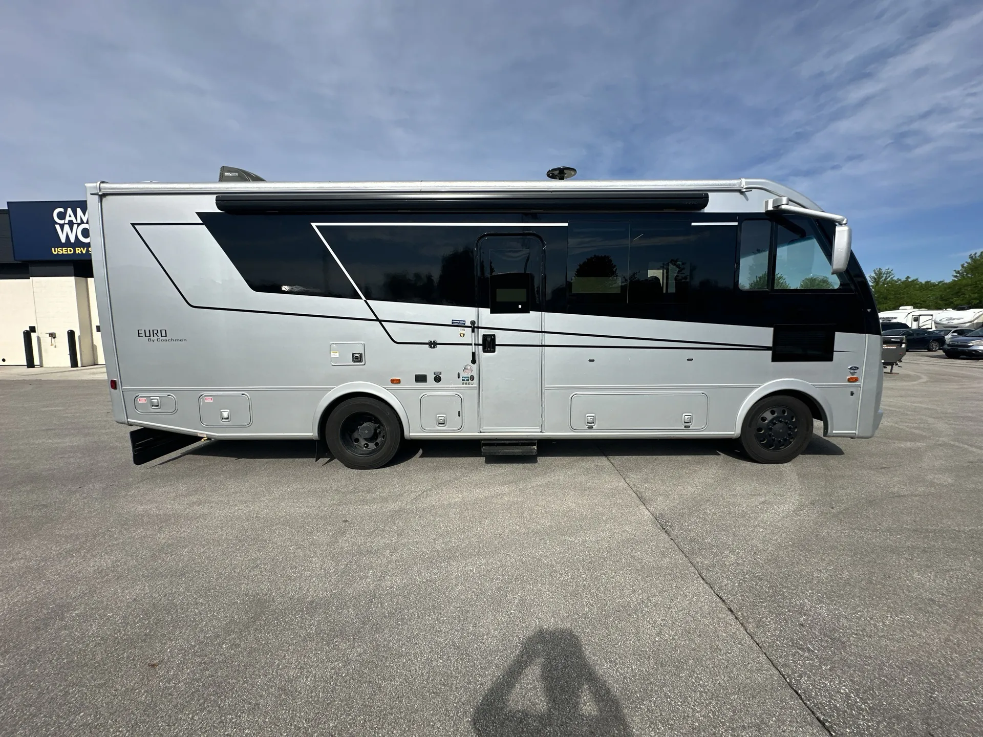 2024 Coachmen Euro 25EU — living area main