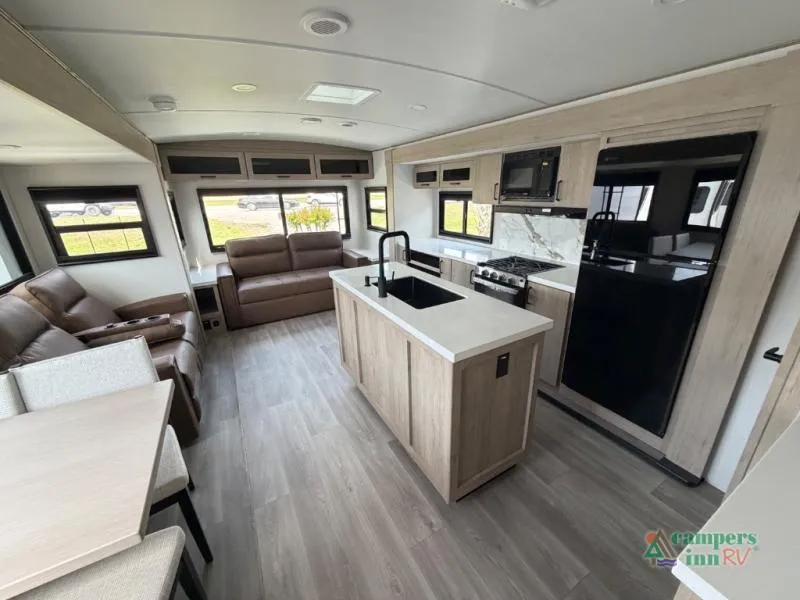2026 Grand Design Imagine 2970RL - Photo 3