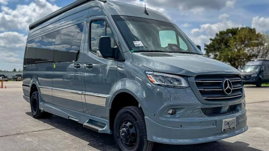 2027 Grech RV Vacanza-ion 22 AWD 22 - Main photo