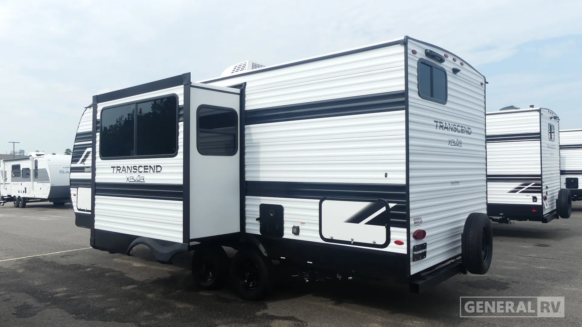 2027 Grand Design Transcend Xplor 23BHX - Photo 4