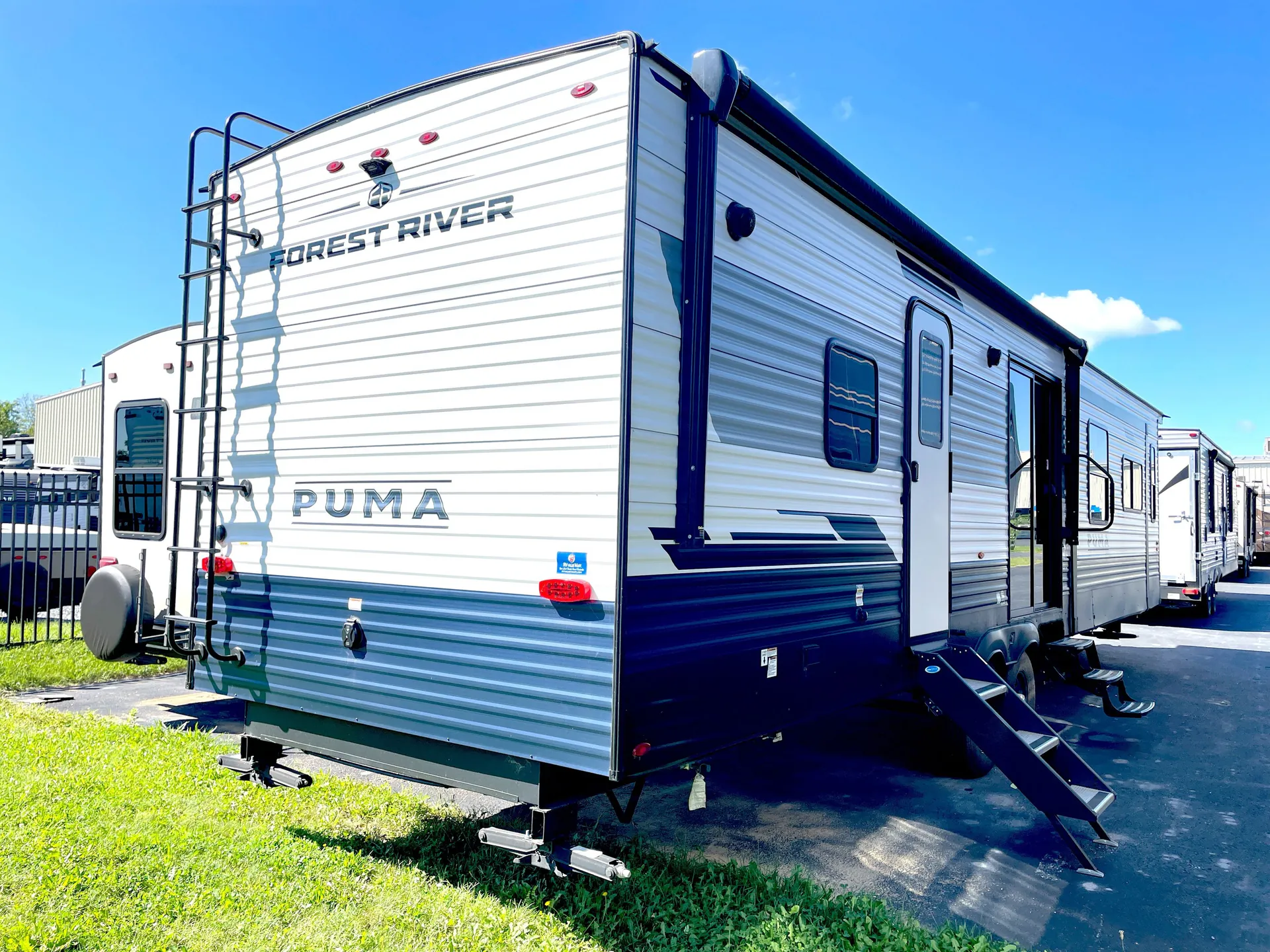 2025 Forest River Puma Vista 37PFL — campside