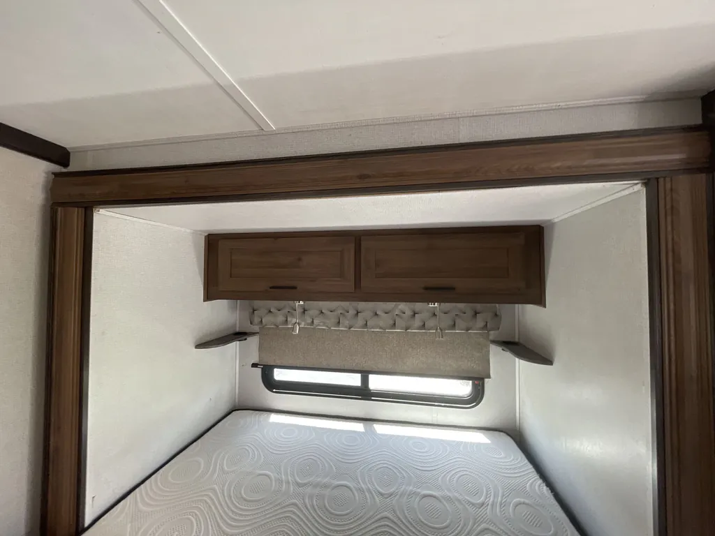 2021 Forest River Sunseeker 2440DS, Photos photo 14