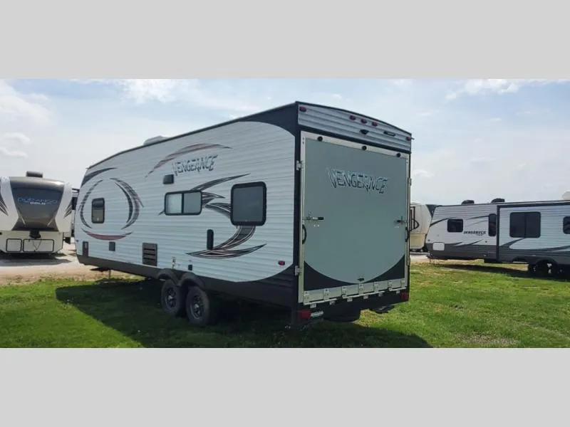2017 Forest River Vengeance Super Sport 25V - Photo 2