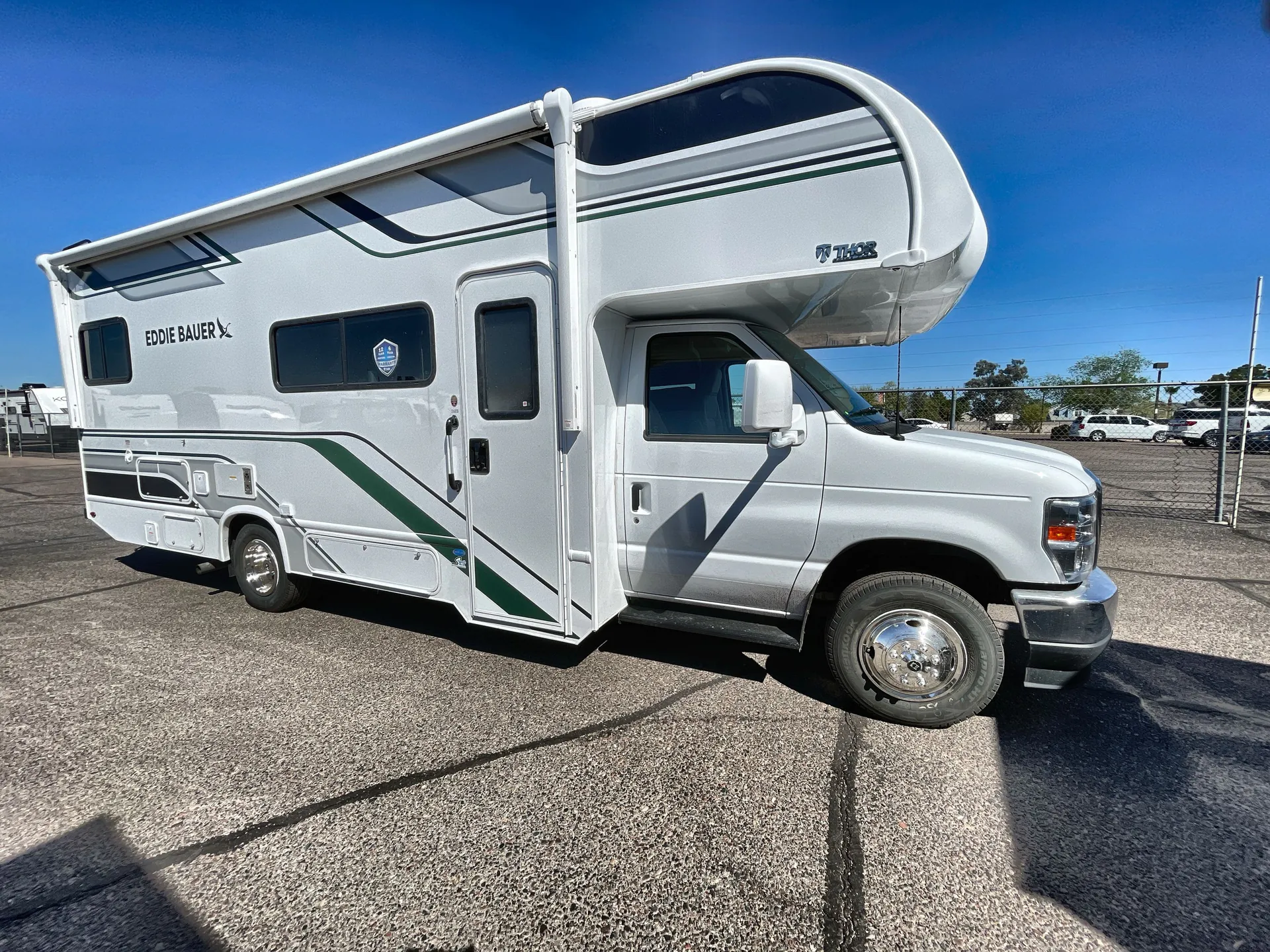 2025 Thor Motor Coach Freedom Eddie Bauer 26EB - Photo 2