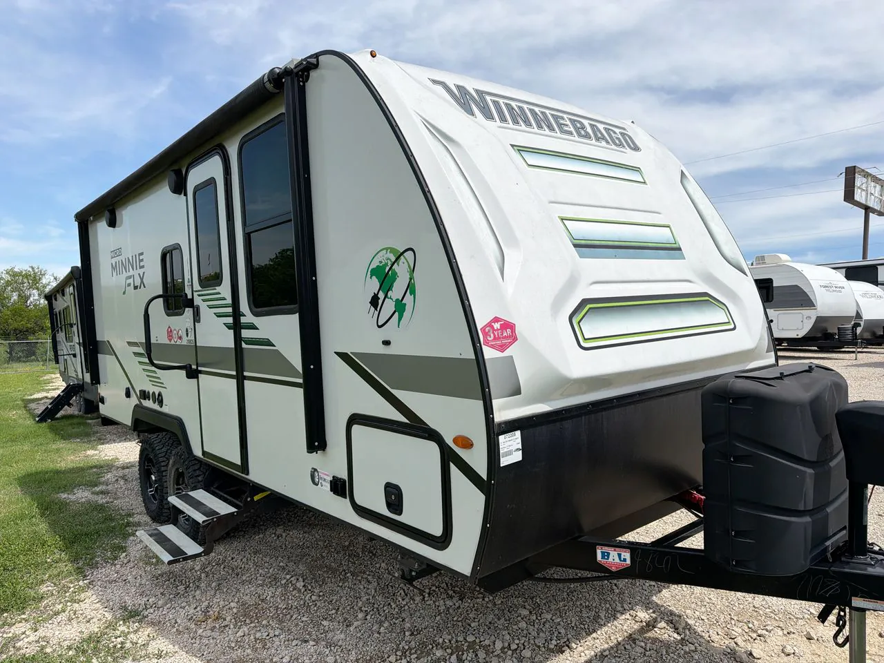 2022 Winnebago Micro Minnie FLX 2108DS - Photo 3