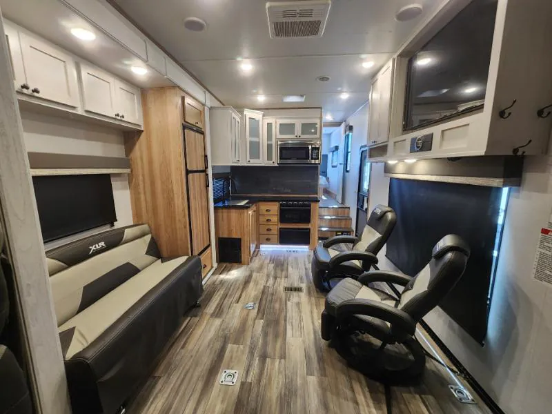 2023 Forest River XLR Nitro 28DK5 - Photo 4