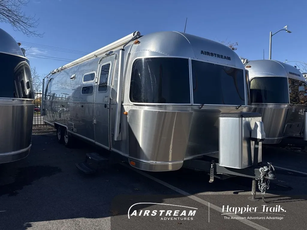 2015 Airstream International 30RB - Photo 3