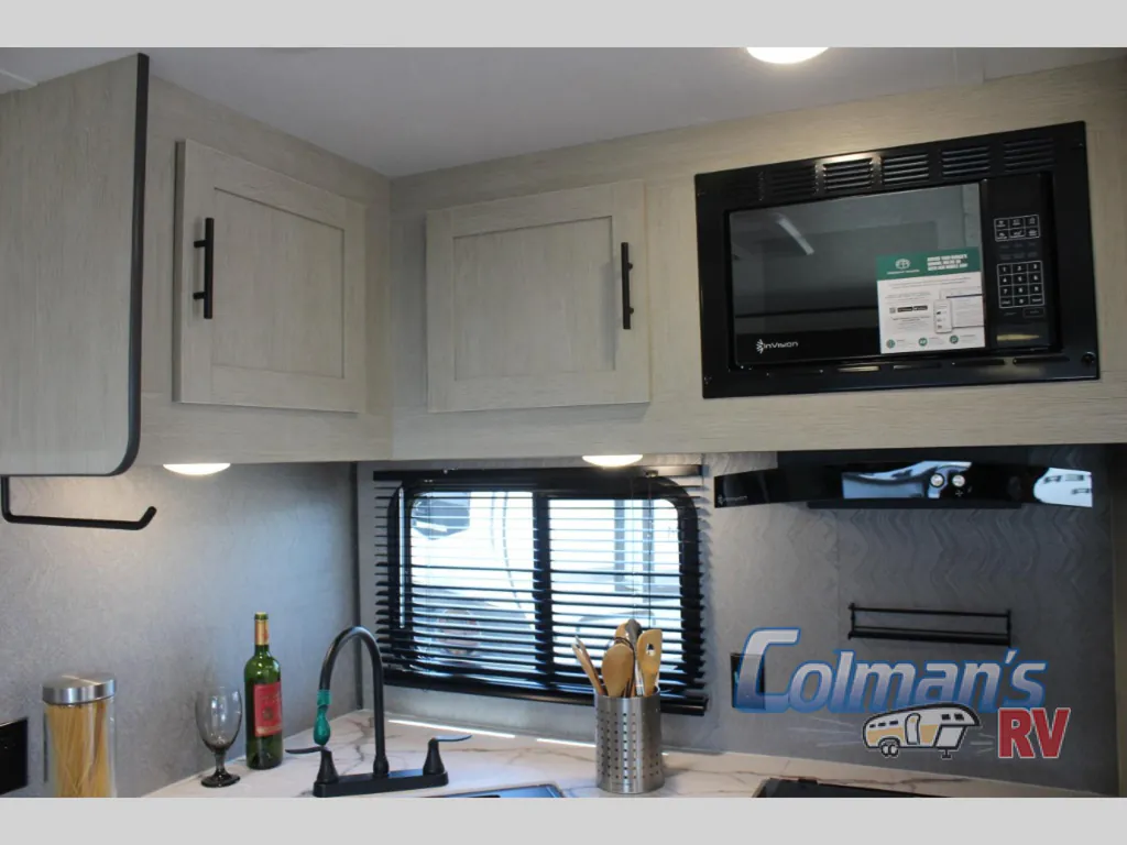 2026 Shasta RVs i-5 Edition 533BH, Photos photo 21