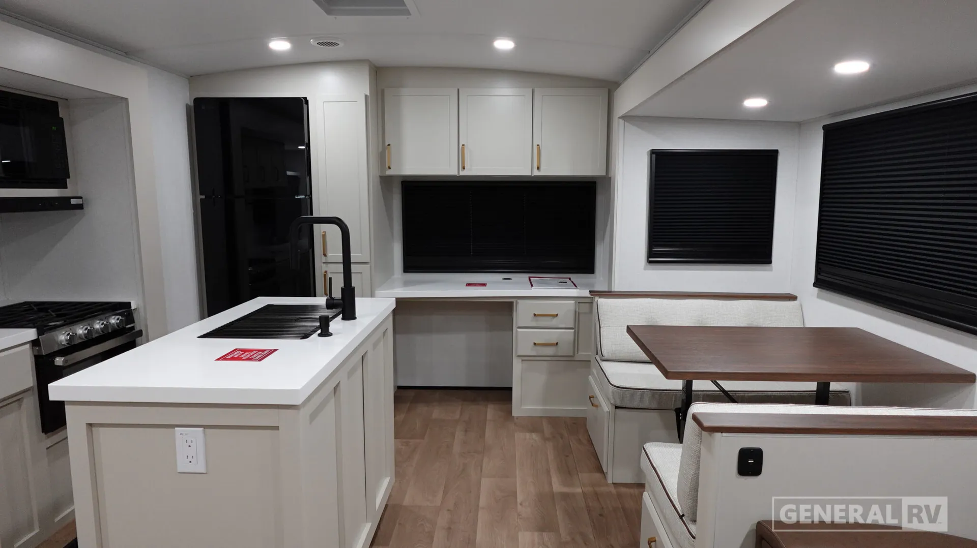 2026 Grand Design Imagine 2670MK - Photo 3