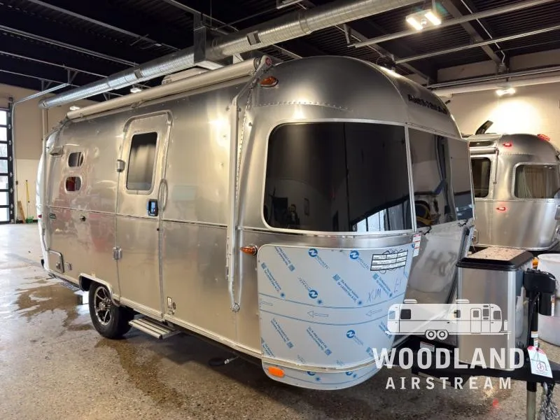 2026 Airstream Caravel 20FB - Photo 2