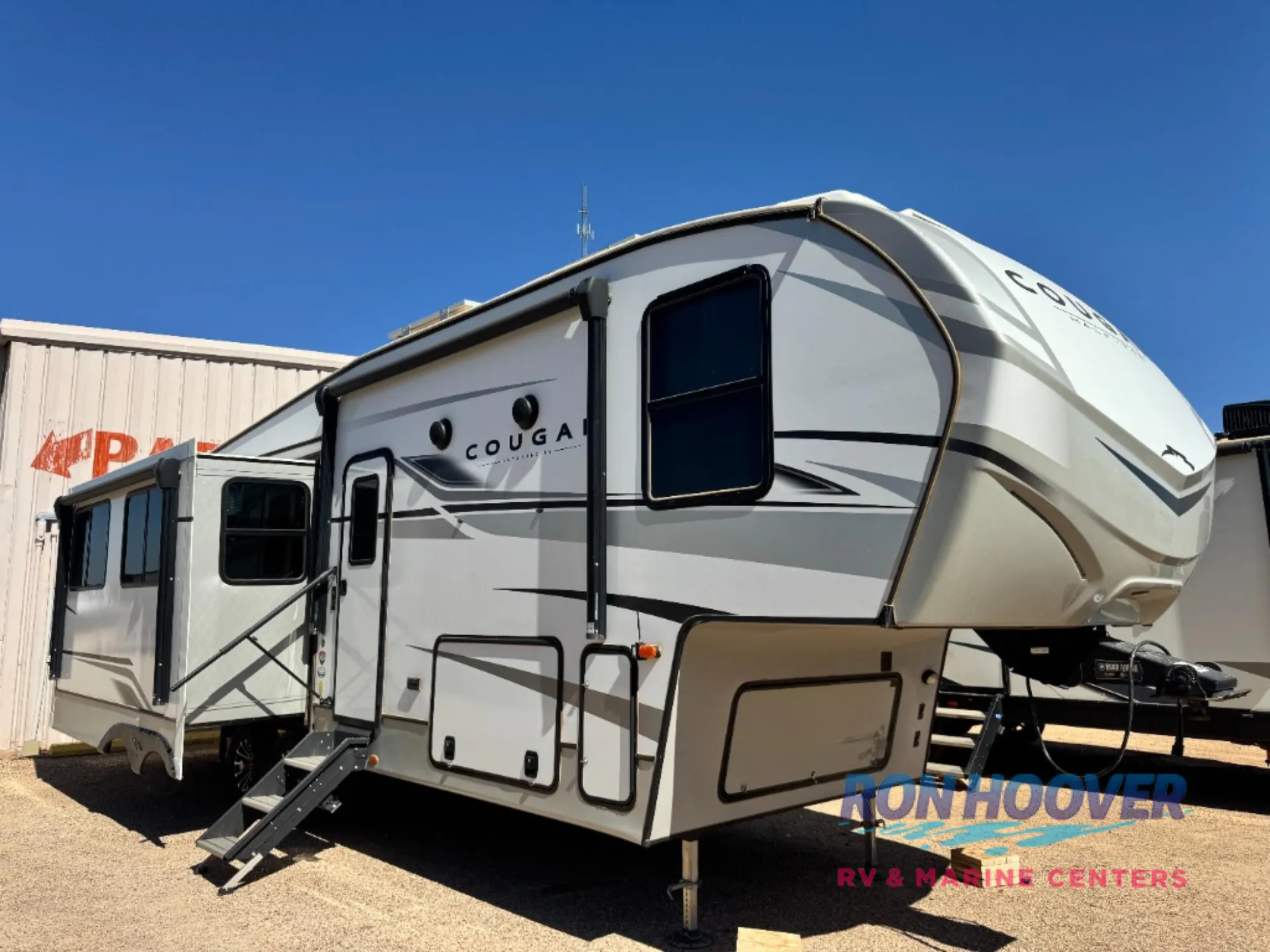 2023 Keystone RV Cougar Half-Ton 29RLI - Photo 2