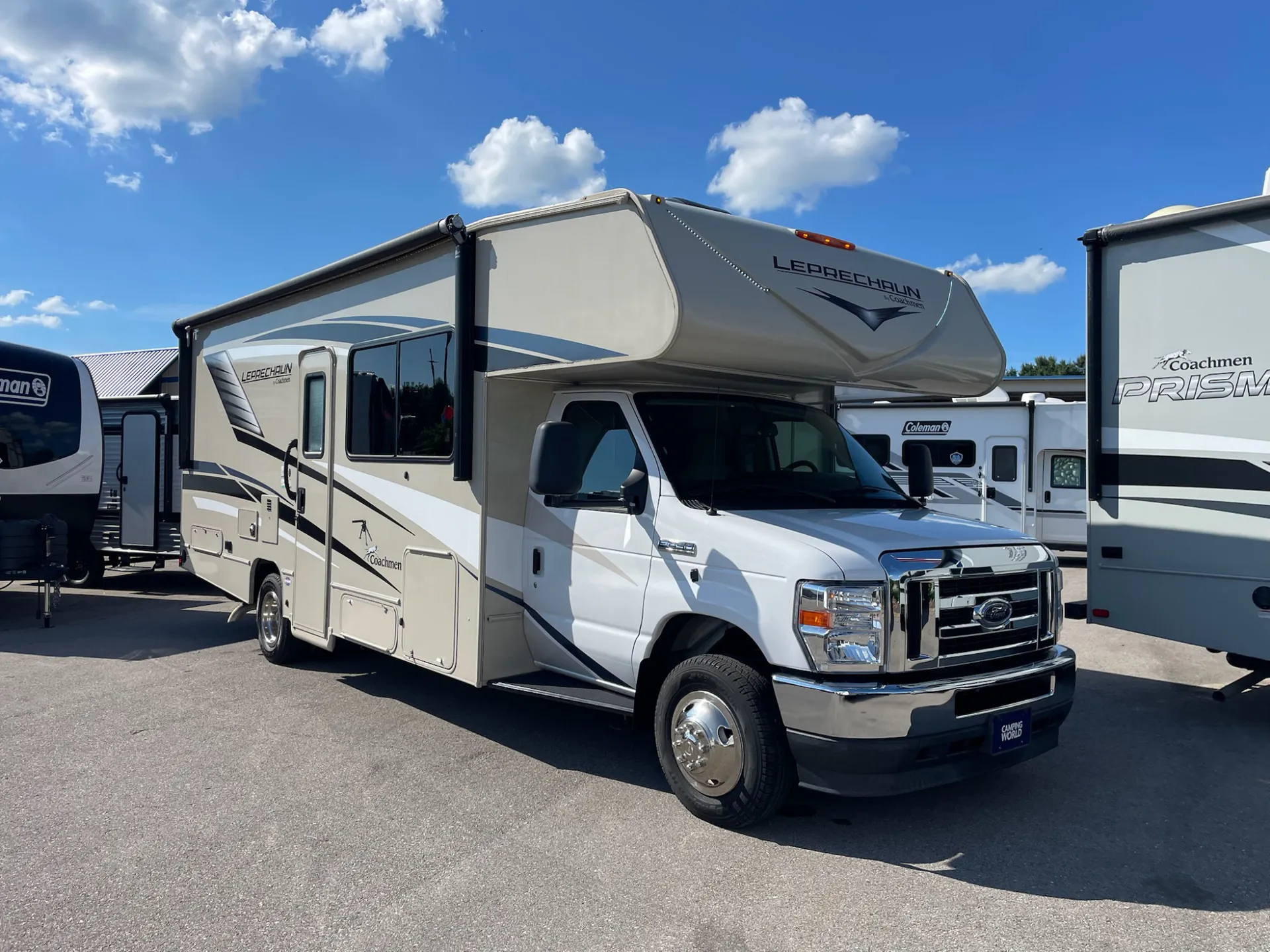 2022 Coachmen Leprechaun Premier 260DS - Photo 2