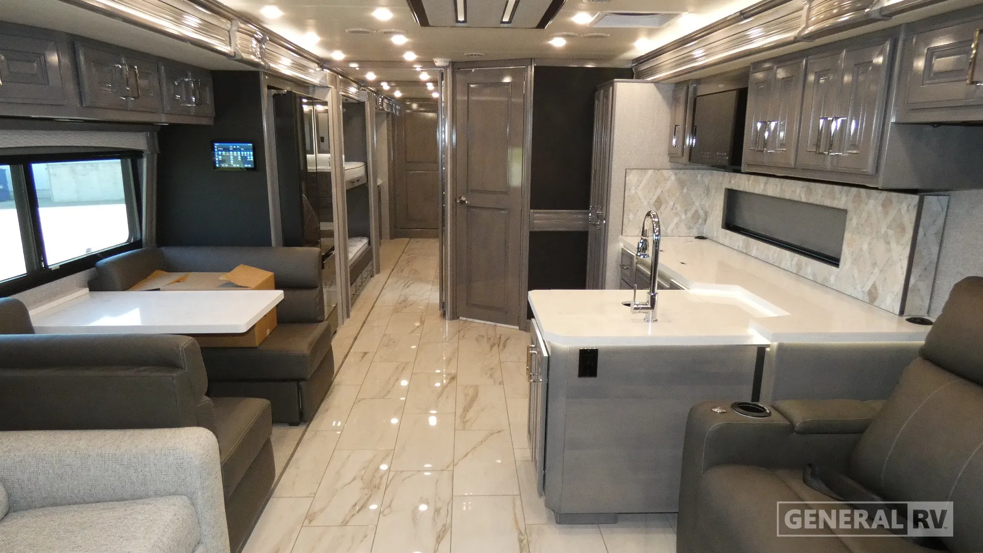 2026 Fleetwood Palisade 45FS - Photo 3