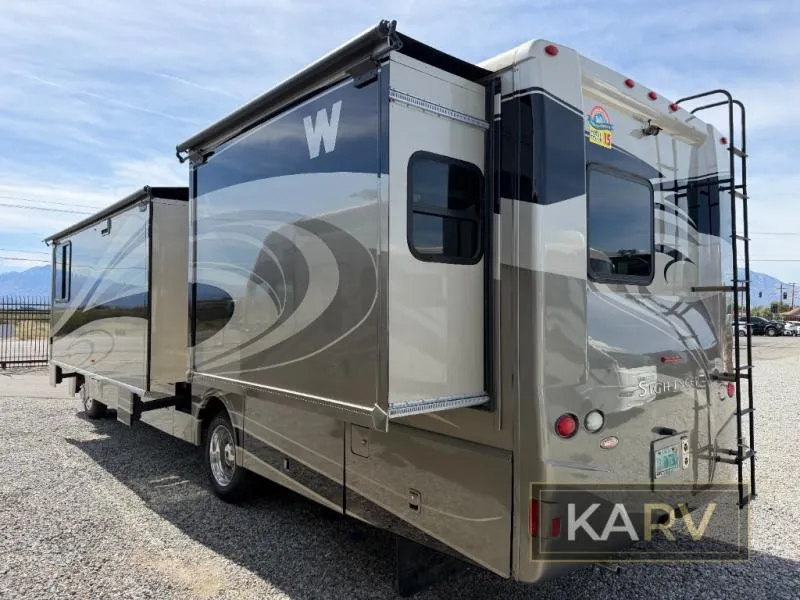 2015 Winnebago Sightseer 35G - Photo 4