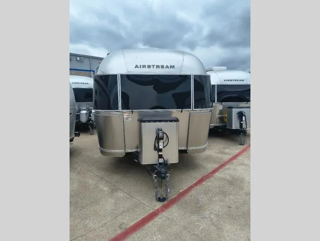 2024 Airstream Flying Cloud 25FB - Photo 4