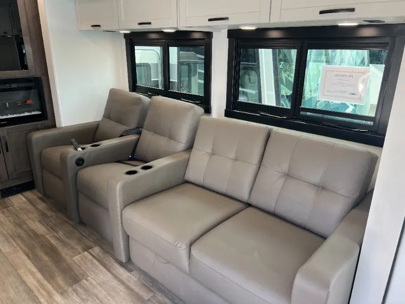 2026 Entegra Coach Vision XL 36C, Photos photo 8