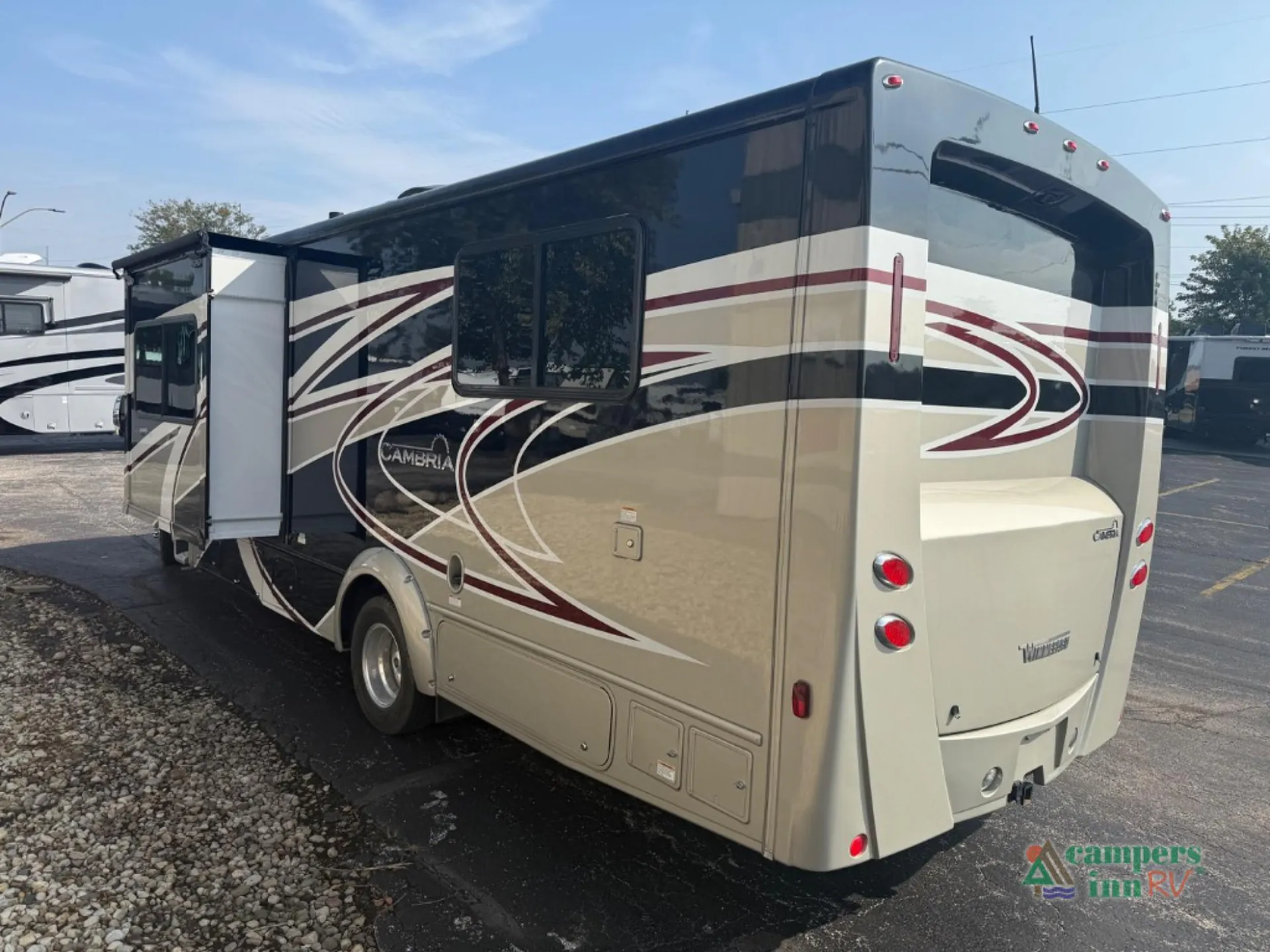 2018 Winnebago Cambria 27K - Photo 4
