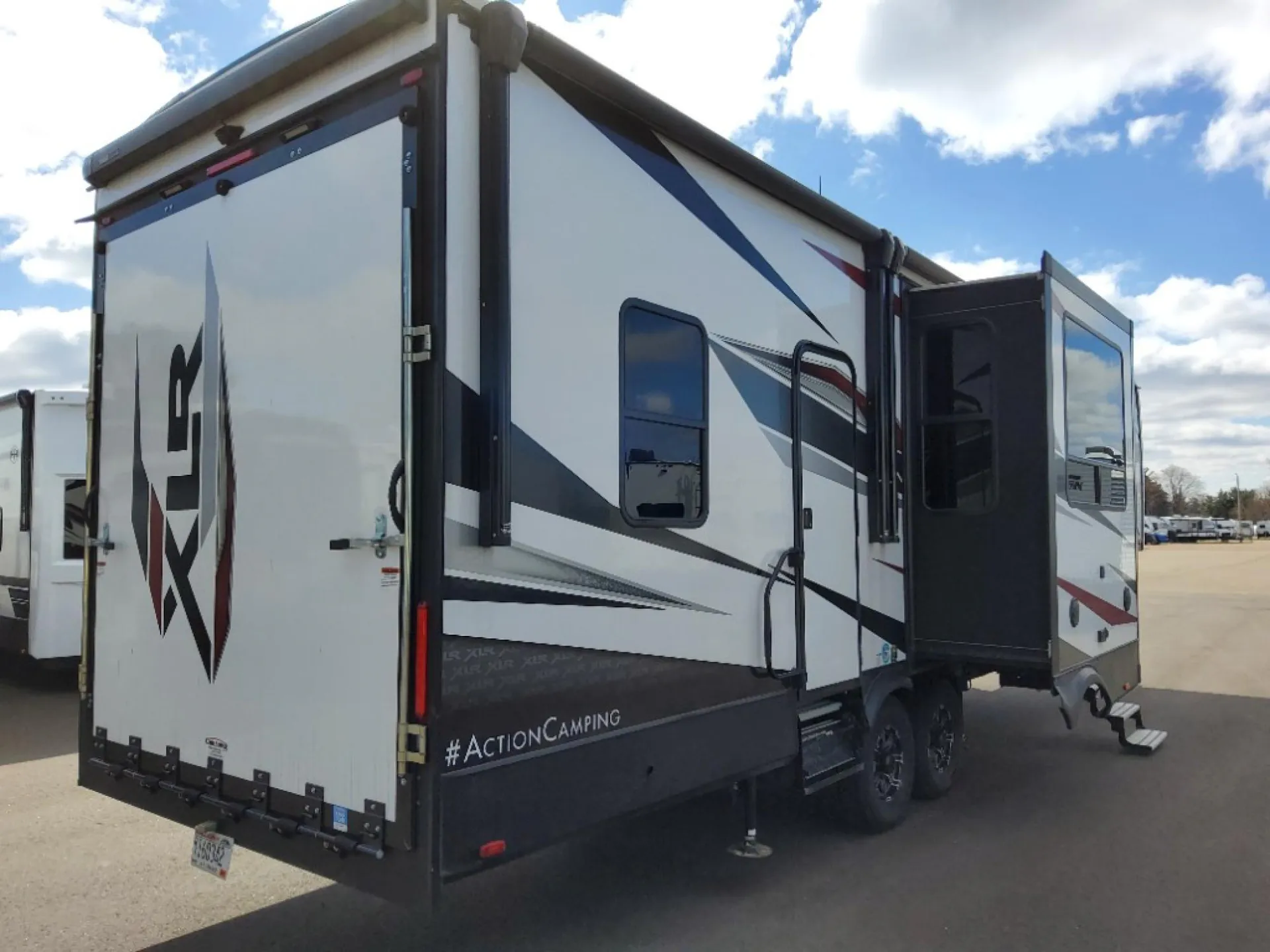 2023 Forest River XLR Nitro 321 - Photo 4