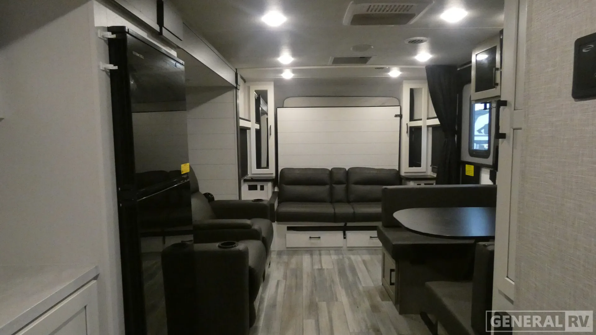 2024 Jayco Jay Feather 21MML - Photo 3