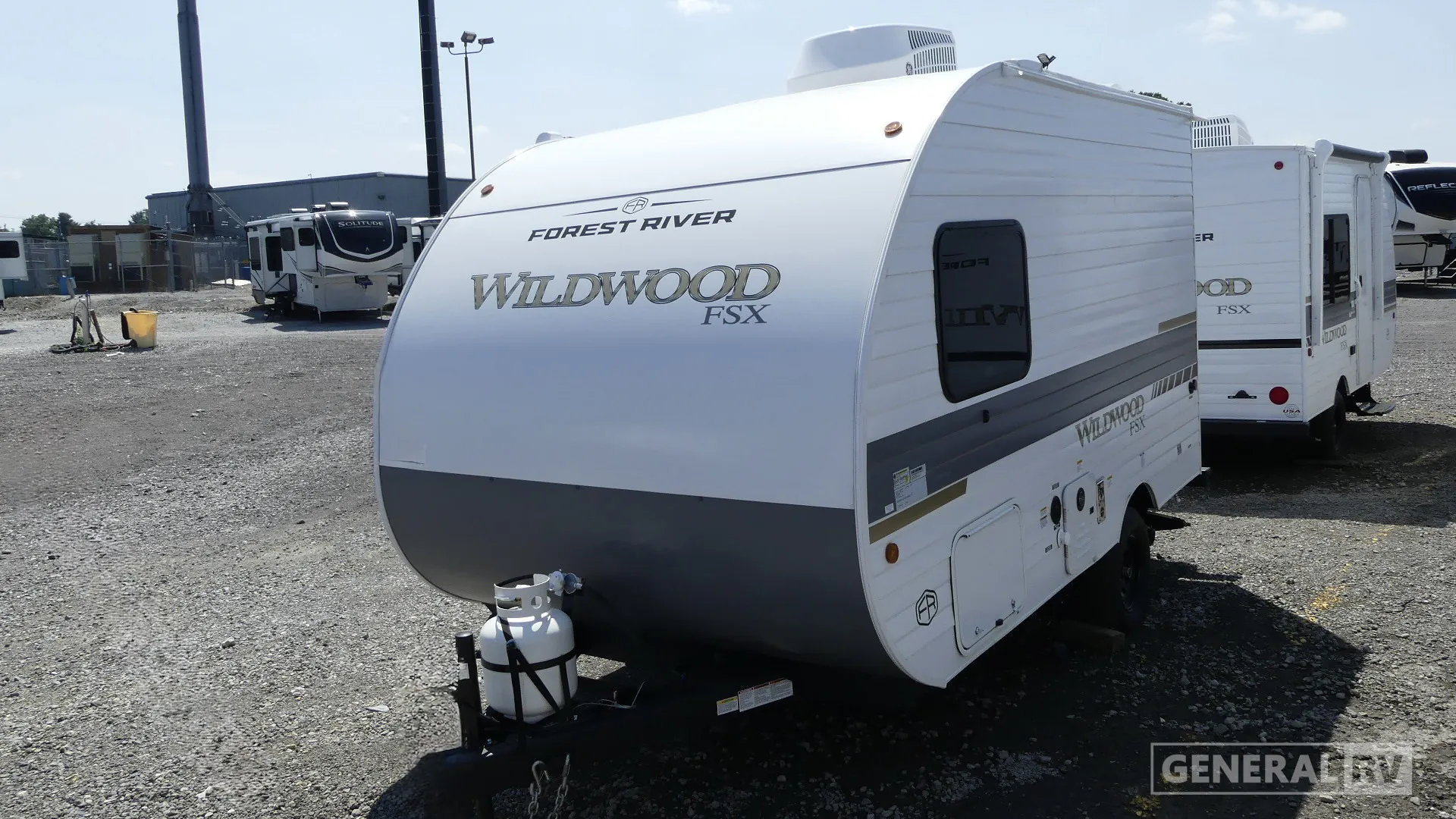 2027 Forest River Wildwood FSX 135ICE — Photo 5