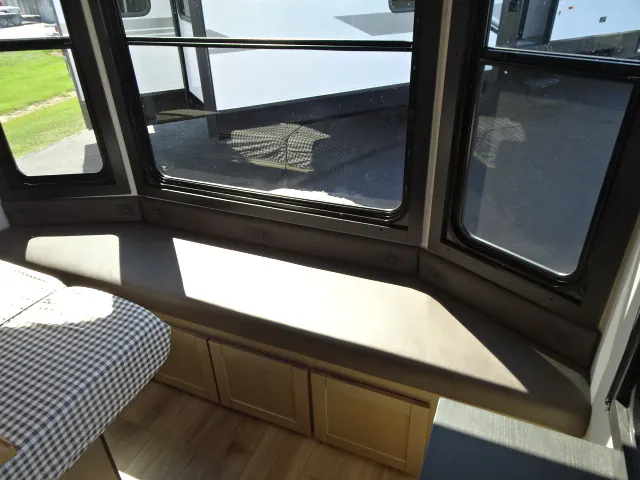 2026 Jayco Jay Flight Bungalow JayLoft, Photos photo 38
