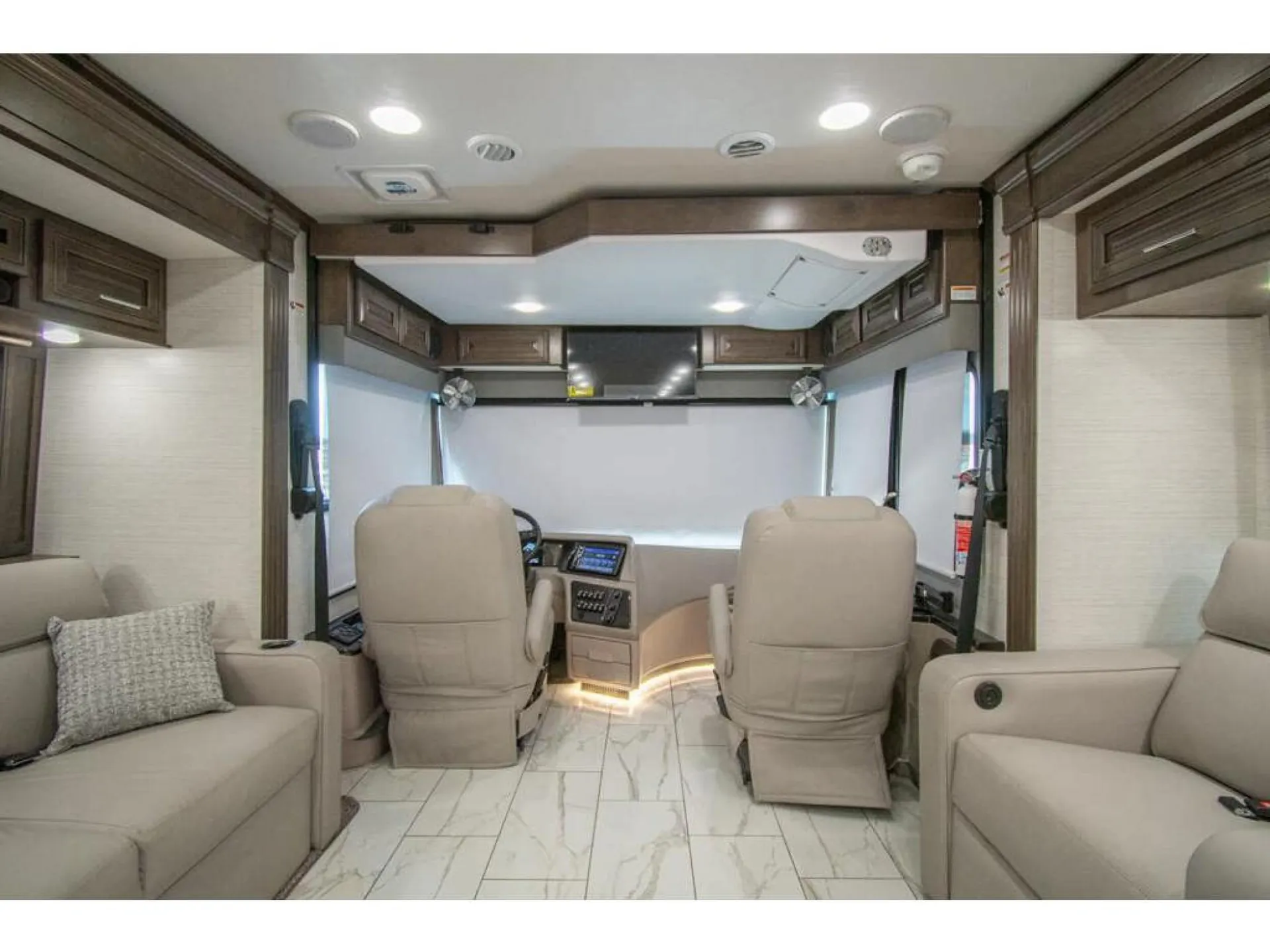 2026 Forest River Berkshire XL 37B - Photo 3