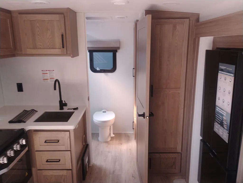 2027 Forest River Flagstaff Micro Lite 22LKS, Photos photo 12