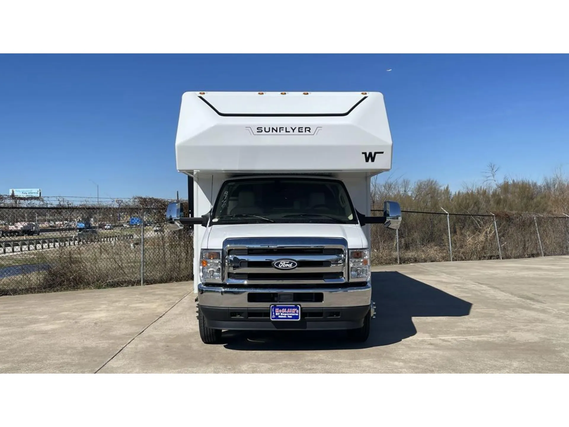 2027 Winnebago Sunflyer 22RS - Photo 4