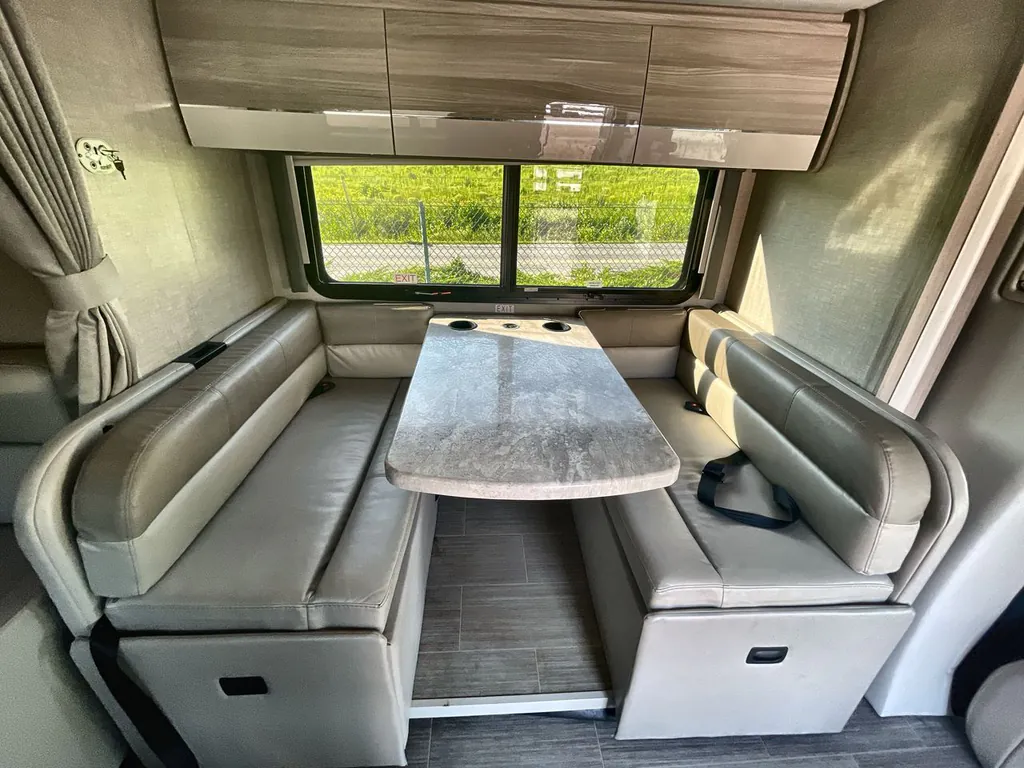 2023 Thor Motor Coach Tiburon 24FB, Photos photo 6
