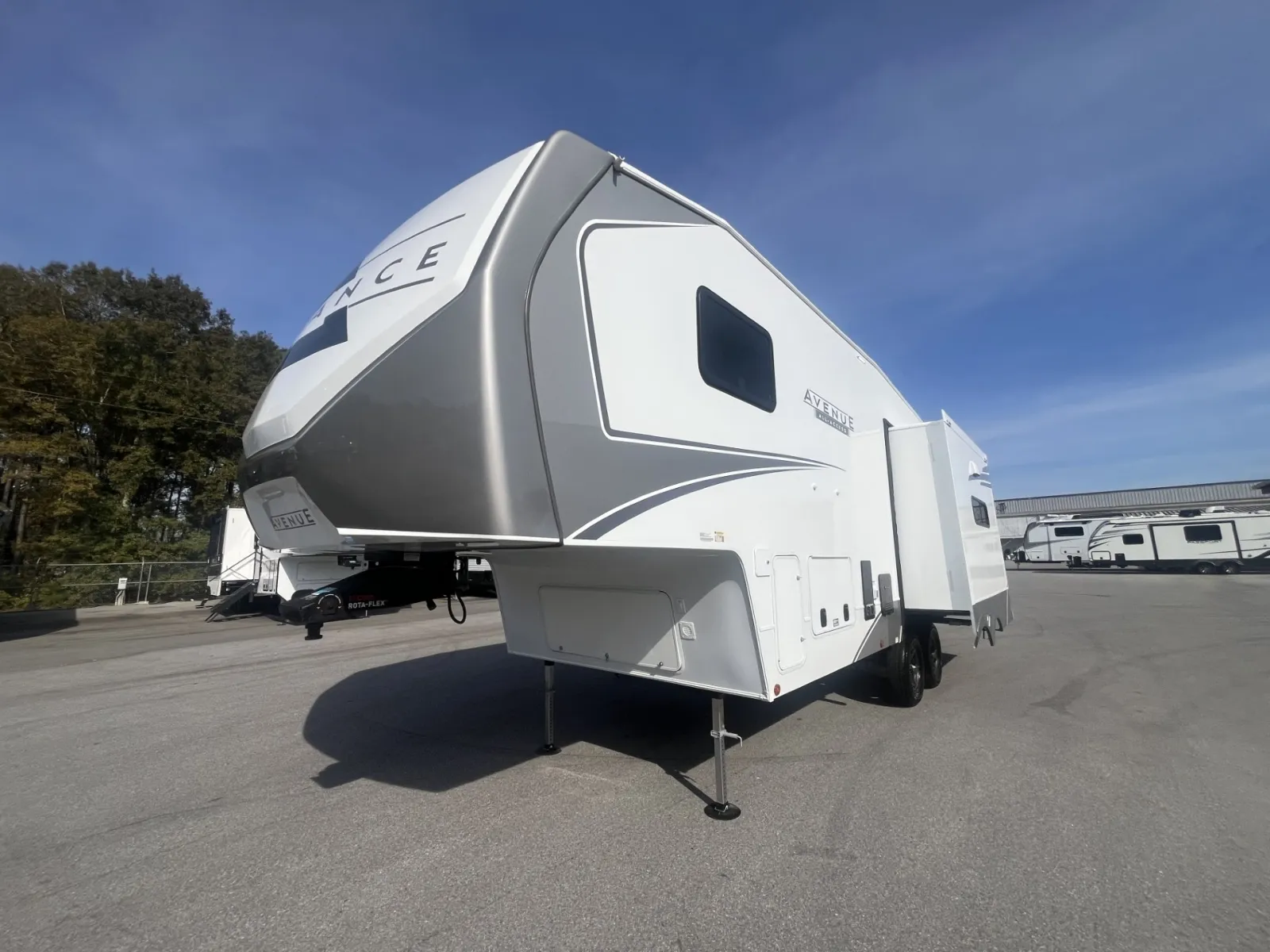 2026 Alliance Rv Avenue 25RL - Photo 4