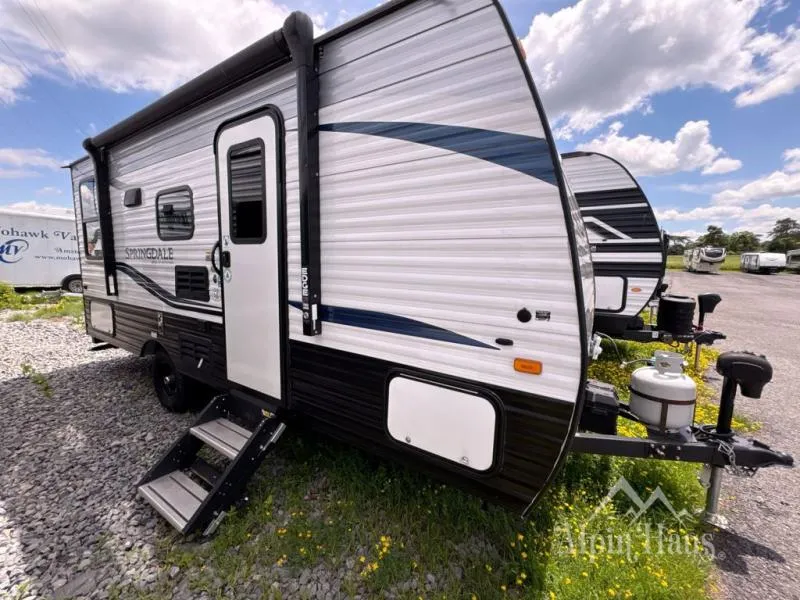 2021 Keystone Springdale Mini 1750RD - Photo 3