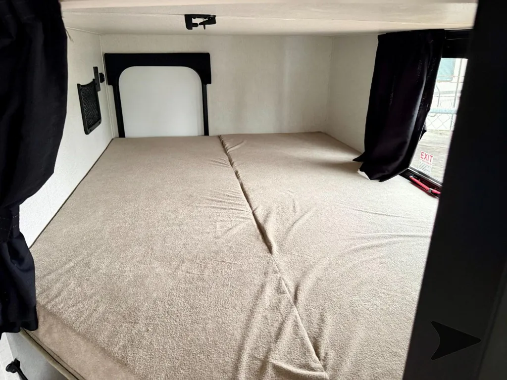 2027 Jayco Jay Feather 29BHB, Photos photo 26