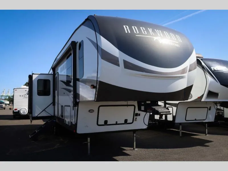 2024 Forest River Rockwood Signature 361RL - Photo 2