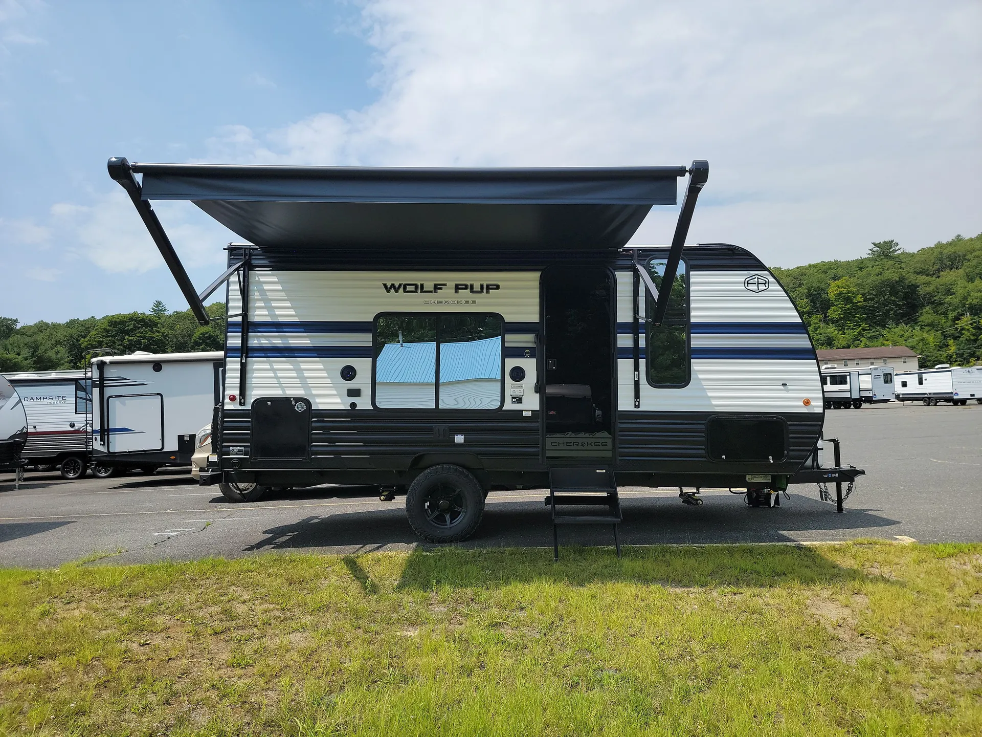 2027 Forest River Cherokee Wolf Pup 16FQW — campside