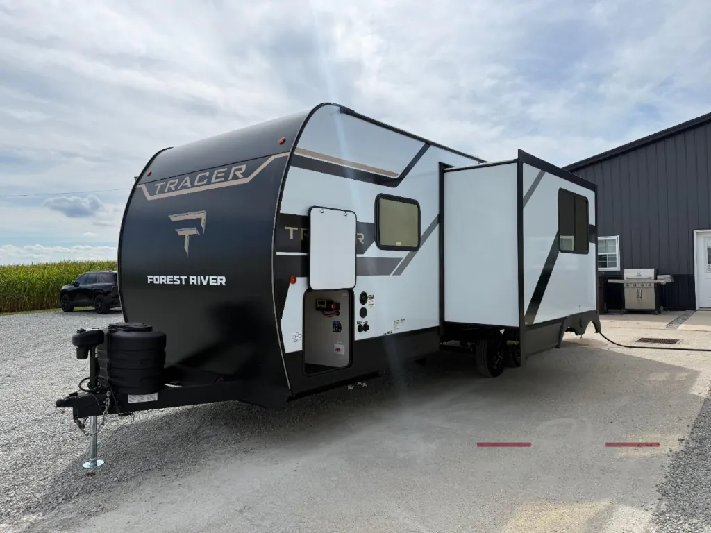 2027 Forest River Tracer 230BH, Photos photo 3
