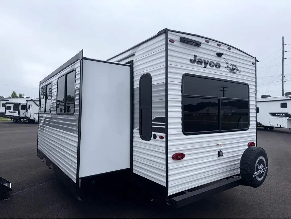 2026 Jayco Jay Flight SLX 262RLS - Photo 4