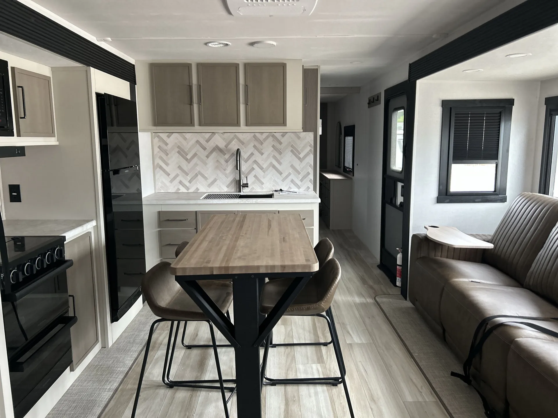 2027 Forest River Wildwood Heritage Glen 301FAM — living area main