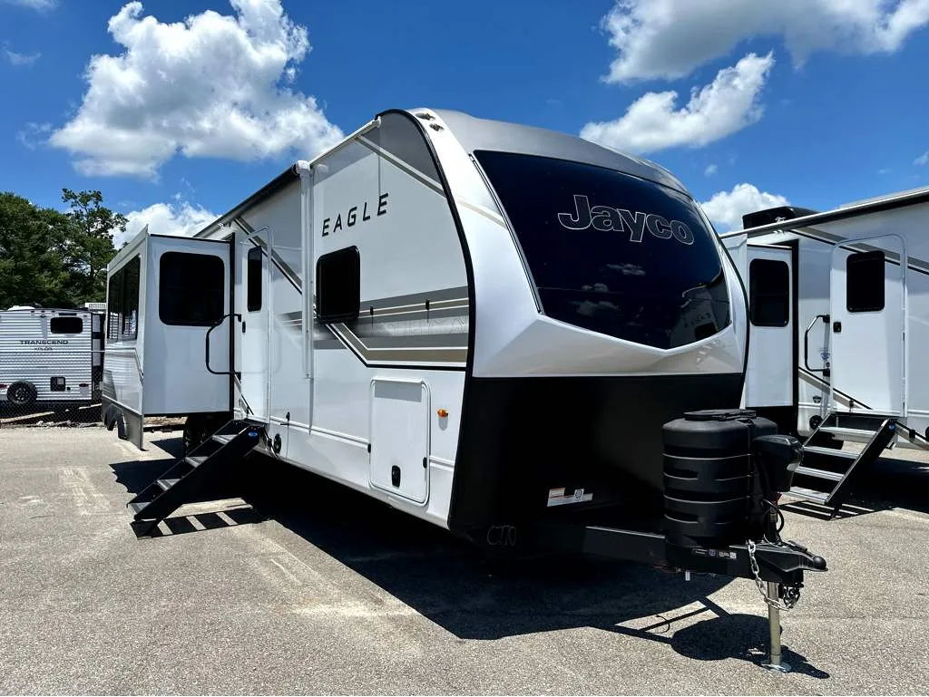 2027 Jayco Eagle HT 312BHOK - Photo 2